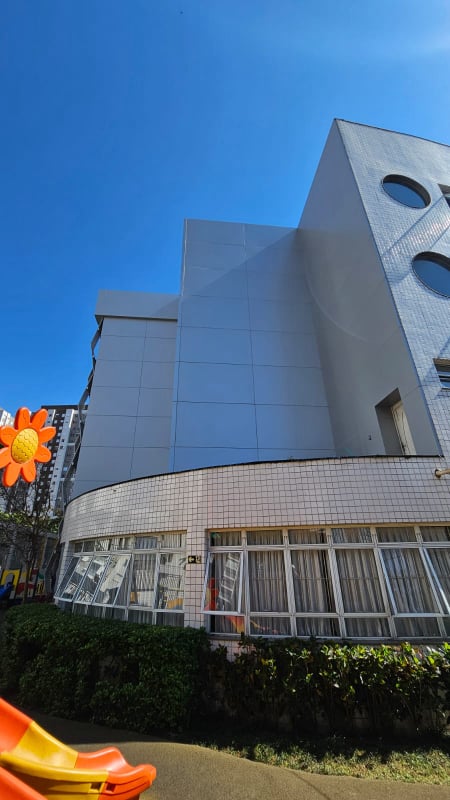 Revestimentos ACM contribuem para a eficiência energética do prédio, reduzindo custos operacionais